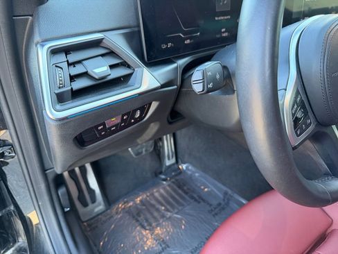 Used 2024 BMW i4 eDrive40 w/ M Sport Package image 15
