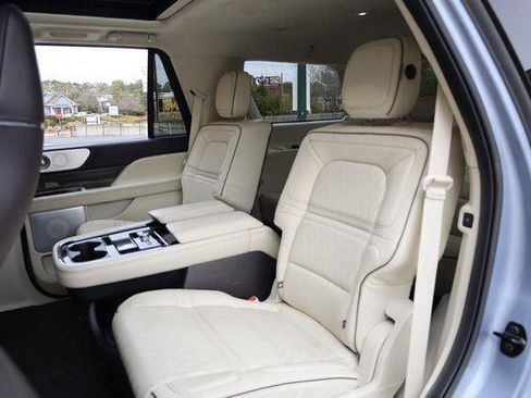 Used 2020 Lincoln Navigator Black Label AWD/4WD image 21