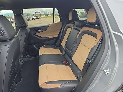 New 2026 Chevrolet Equinox ACTIV w/ Convenience Package III image 19