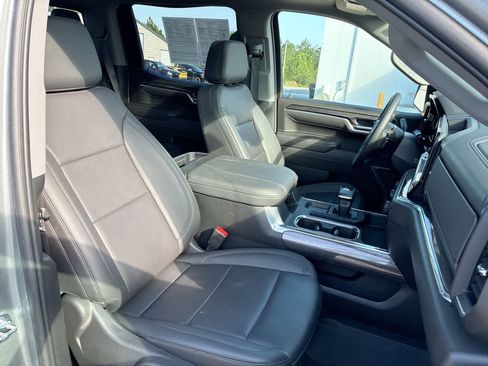 Used 2025 Chevrolet Silverado 1500 LTZ w/ LTZ Premium Package AWD/4WD image 29