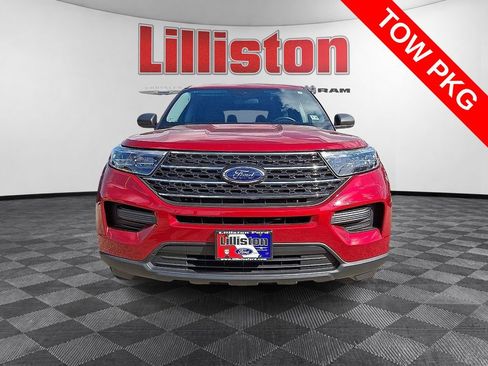 Used 2024 Ford Explorer XLT w/ Class IV Trailer Tow Package AWD/4WD image 2