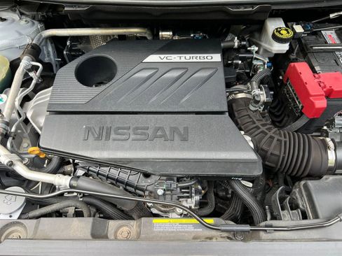 Used 2025 Nissan Rogue SV image 34