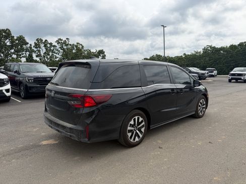 Used 2026 Honda Odyssey EX-L image 3