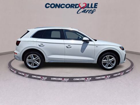 Used 2022 Audi Q5 e Premium AWD/4WD image 7
