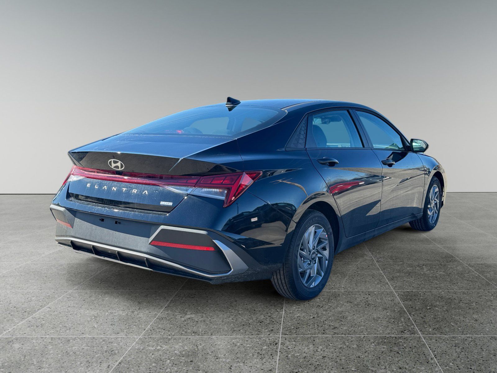 New 2026 Hyundai Elantra Hybrid FWD image 5