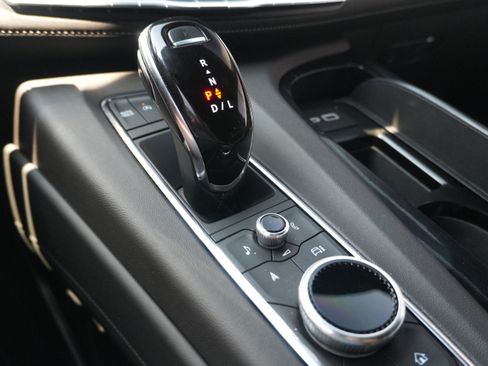 Used 2024 Cadillac Escalade ESV Sport w/ LPO, ONYX Package AWD/4WD image 45