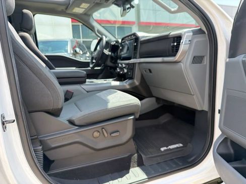 Used 2022 Ford F150 XLT w/ Equipment Group 302A High AWD/4WD image 13