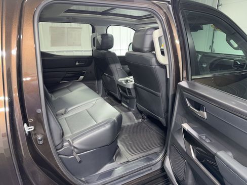Used 2024 Toyota Tundra Limited w/ Power Package AWD/4WD image 13