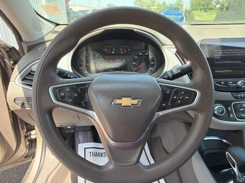 Used 2022 Chevrolet Malibu LS w/ Driver Confidence Package FWD image 16