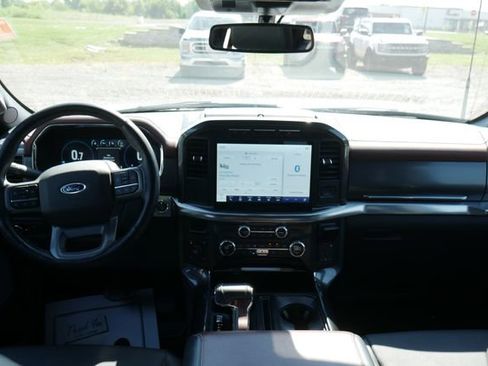 Used 2021 Ford F150 Lariat AWD/4WD image 6