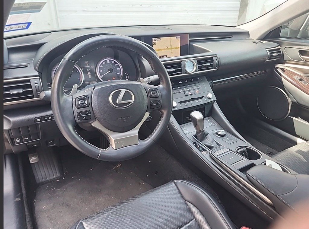 Used 2015 Lexus RC 350 w/ Luxury Package RWD image 7