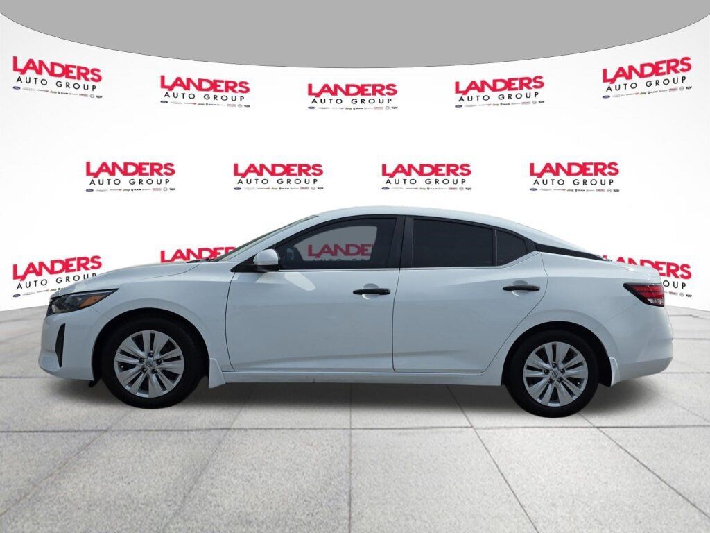 Used 2025 Nissan Sentra S FWD image 6