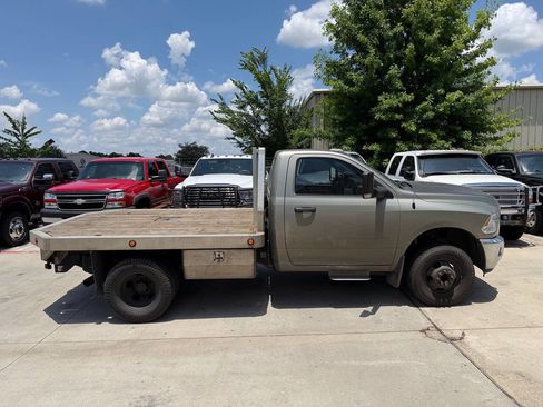 Used 2017 RAM 3500 Tradesman w/ Chrome Appearance Group AWD/4WD image 10