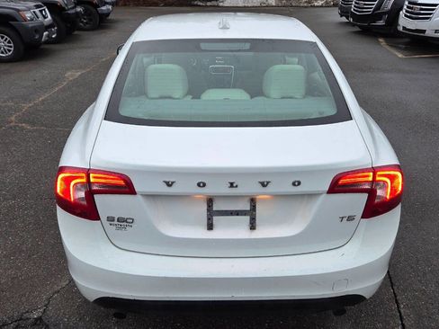 Used 2012 Volvo S60 T5 image 11