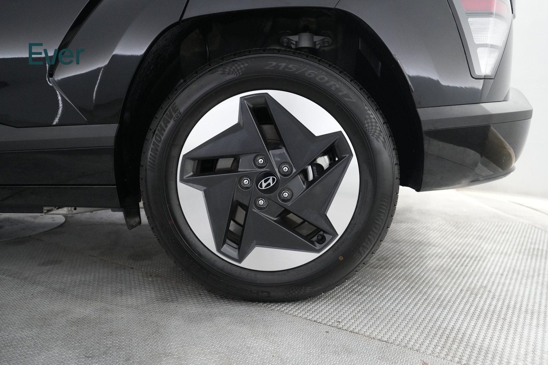 Used 2024 Hyundai Kona SE FWD image 9