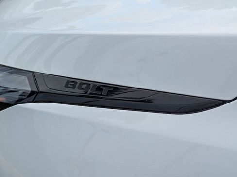 New 2027 Chevrolet Bolt LT w/ Comfort Package FWD image 4