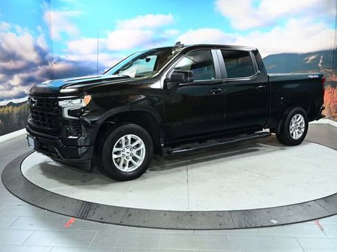 Used 2023 Chevrolet Silverado 1500 RST w/ Convenience Package II image 4