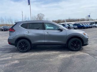 Used 2020 Nissan Rogue S video 3