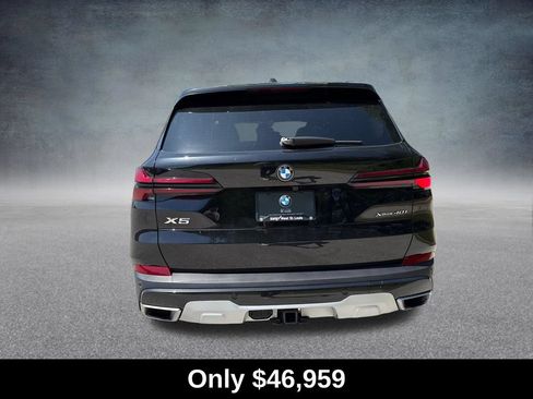 Used 2024 BMW X5 xDrive40i w/ Premium Package AWD/4WD image 4