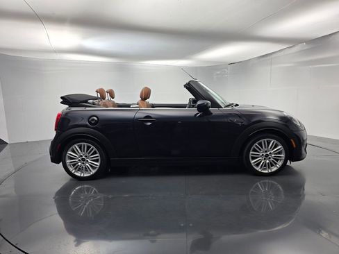 Used 2024 MINI Cooper S FWD image 3