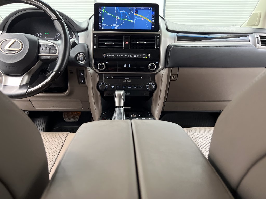Used 2022 Lexus GX 460 Premium w/ Accessory Package AWD/4WD image 51