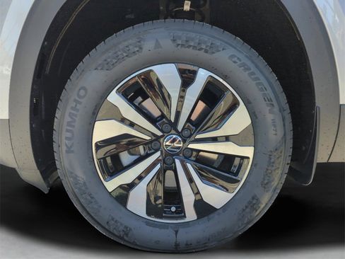 New 2026 Volkswagen Atlas SE image 45