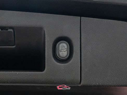 Used 2020 Cadillac Escalade ESV Premium Luxury w/ Escalade Sport Edition image 49