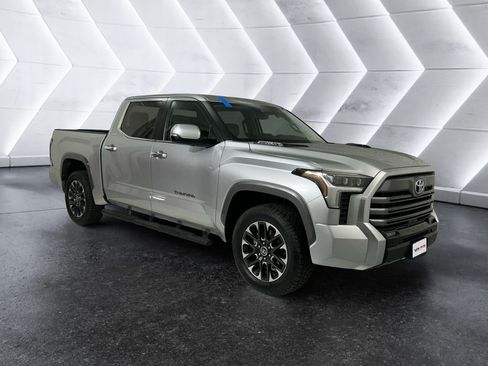 Used 2024 Toyota Tundra Limited AWD/4WD image 1