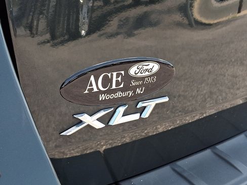 Certified 2023 Ford Explorer XLT w/ Equipment Group 202A AWD/4WD image 30