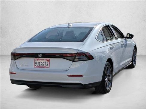 Certified 2023 Honda Accord EX image 5