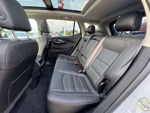 Used 2023 GMC Terrain Denali AWD/4WD image 19