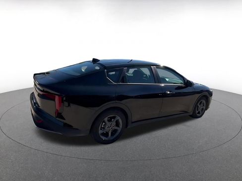 Used 2025 Kia K4 FWD image 15