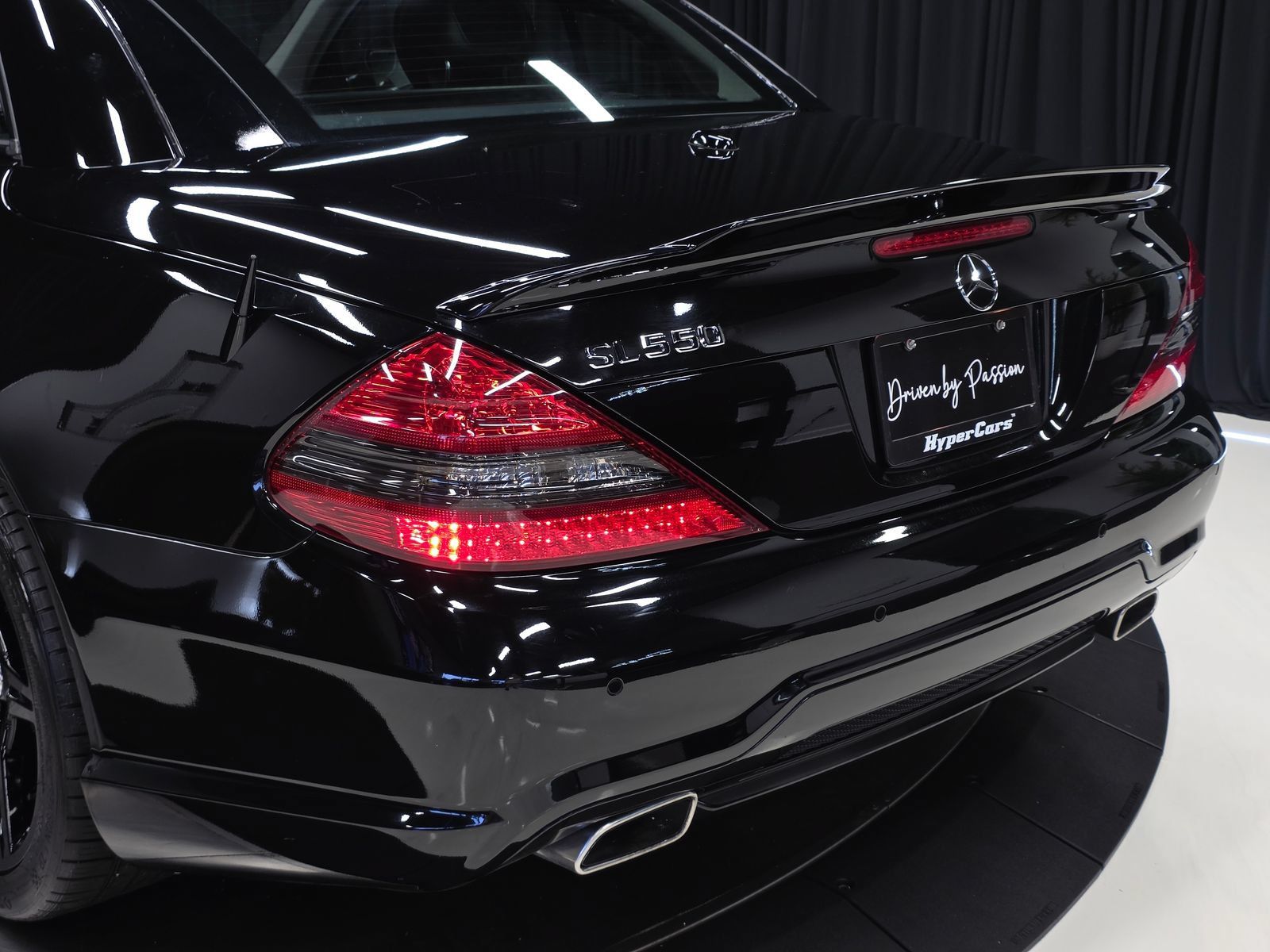 Used 2011 Mercedes-Benz SL 550 image 53