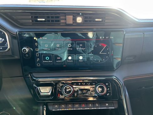 Used 2022 GMC Sierra 1500 AT4 w/ AT4 Premium Package image 20