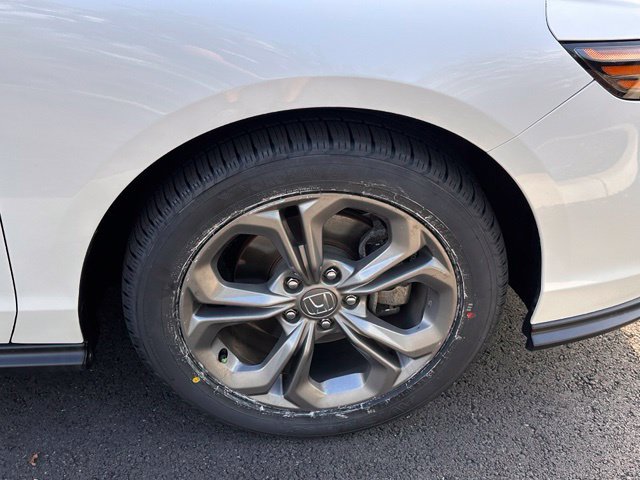 Used 2024 Honda Accord EX image 13