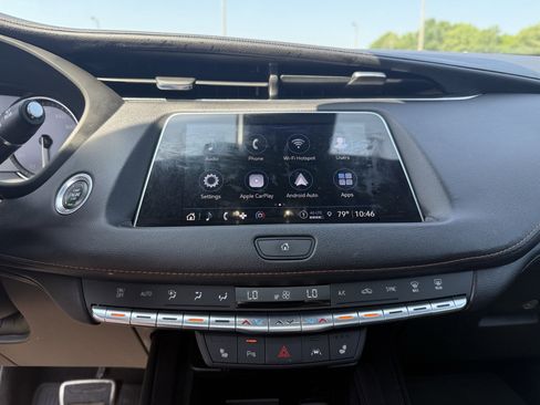 Certified 2023 Cadillac XT4 Sport w/ Cold Weather Package image 20