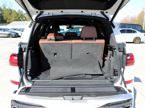 Used 2019 BMW X7 xDrive50i w/ M Sport Package image 39