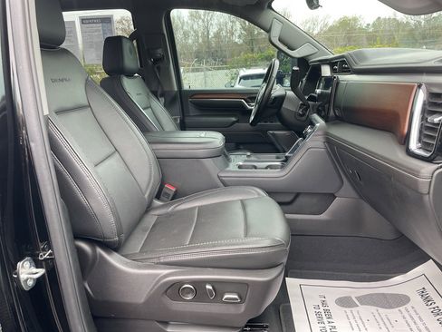 Certified 2024 GMC Sierra 2500 Denali w/ Denali Reserve Package image 12