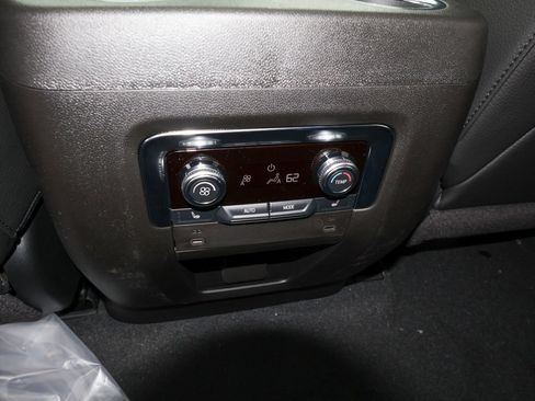 New 2026 GMC Yukon XL Denali w/ Sun & Power Step Package AWD/4WD image 16