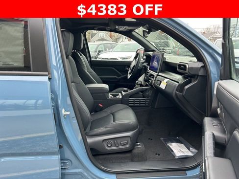 New 2025 Toyota 4Runner Limited image 8