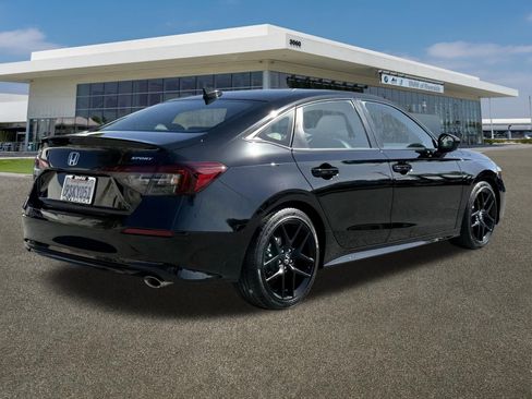 Used 2025 Honda Civic Sport image 10