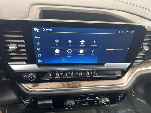 Used 2024 Chevrolet Silverado 3500 LT image 19