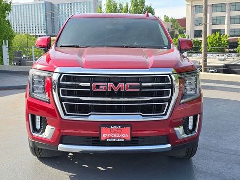 Used 2022 GMC Yukon XL SLT w/ SLT Luxury Package AWD/4WD image 7