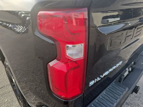 Used 2020 Chevrolet Silverado 1500 Custom Trail Boss w/ Custom Convenience Package image 36