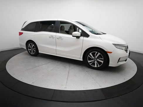 Certified 2023 Honda Odyssey Touring image 35