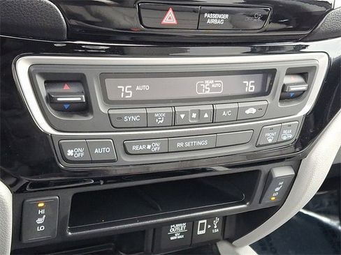 Used 2019 Honda Ridgeline RTL-E image 16