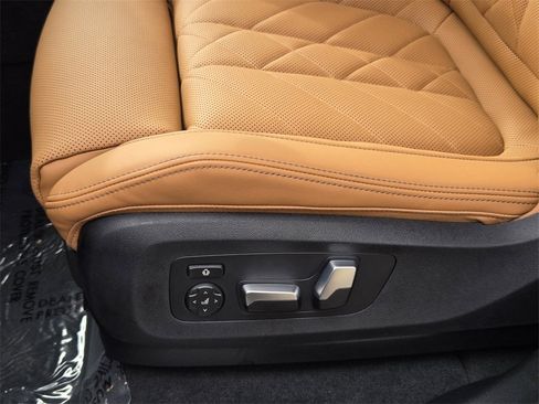 New 2026 BMW X5 xDrive50e w/ Premium Package image 26