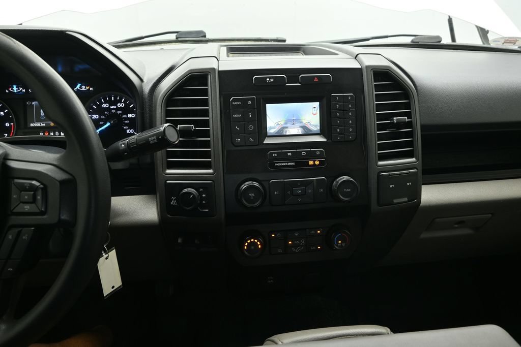Used 2022 Ford F250 XL w/ Power Equipment Group AWD/4WD image 27