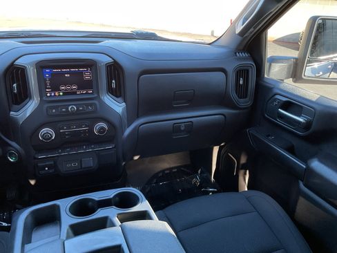 Used 2024 Chevrolet Silverado 2500 W/T w/ WT Convenience Package image 17