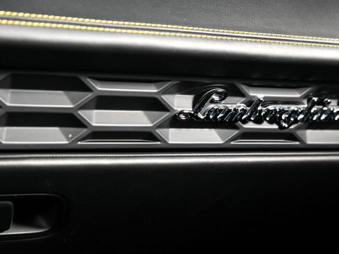 Used 2015 Lamborghini Huracan LP 610-4 image 92